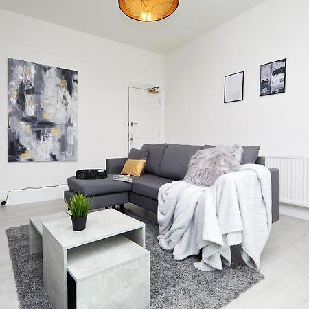 Your Sheffield Stays - Spacious 5 Bedroom House Exterior photo